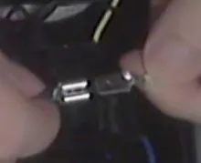 各端子を接続